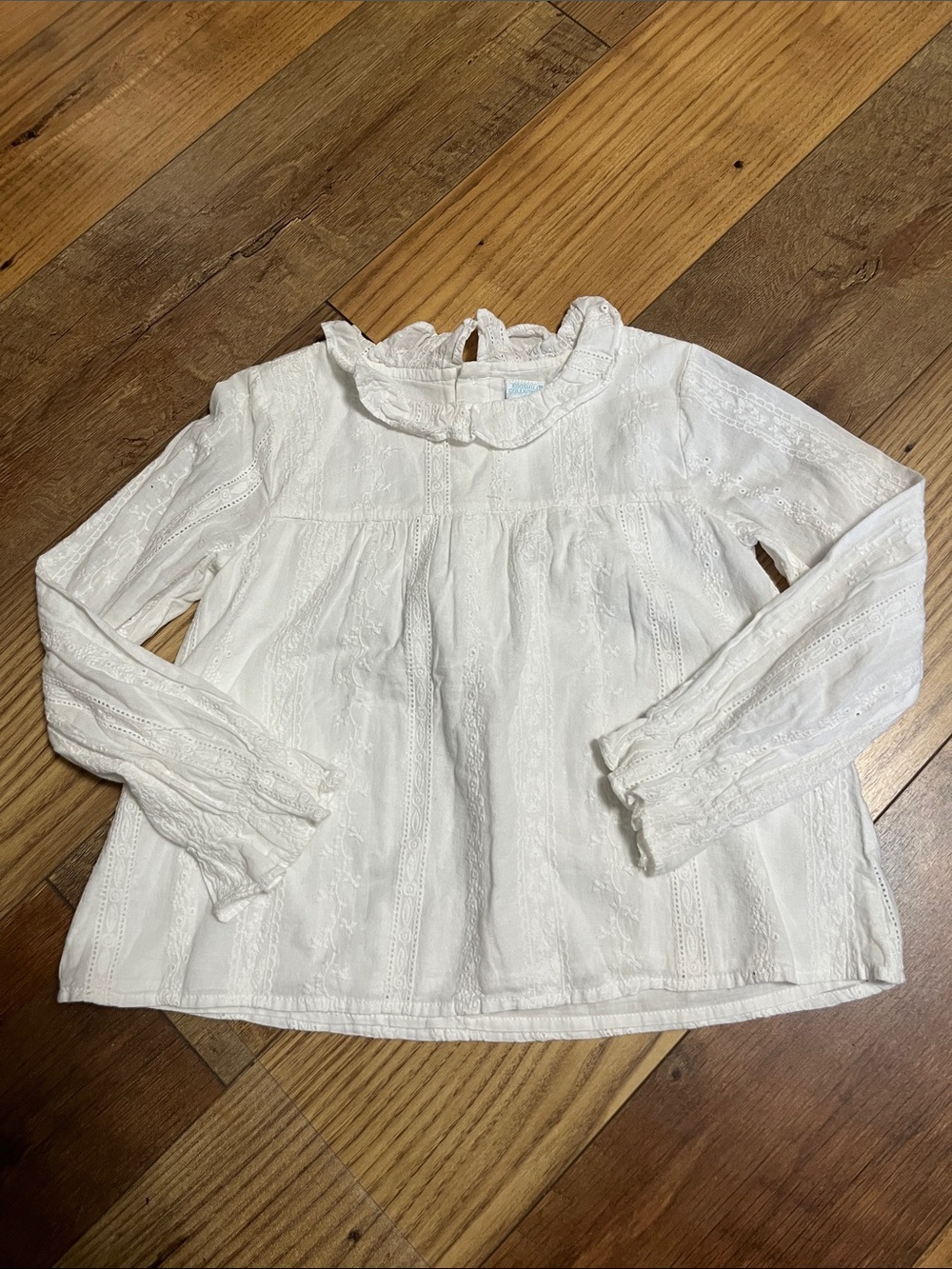 Edgehill Collection White Ruffled Long-Sleeve Blouse